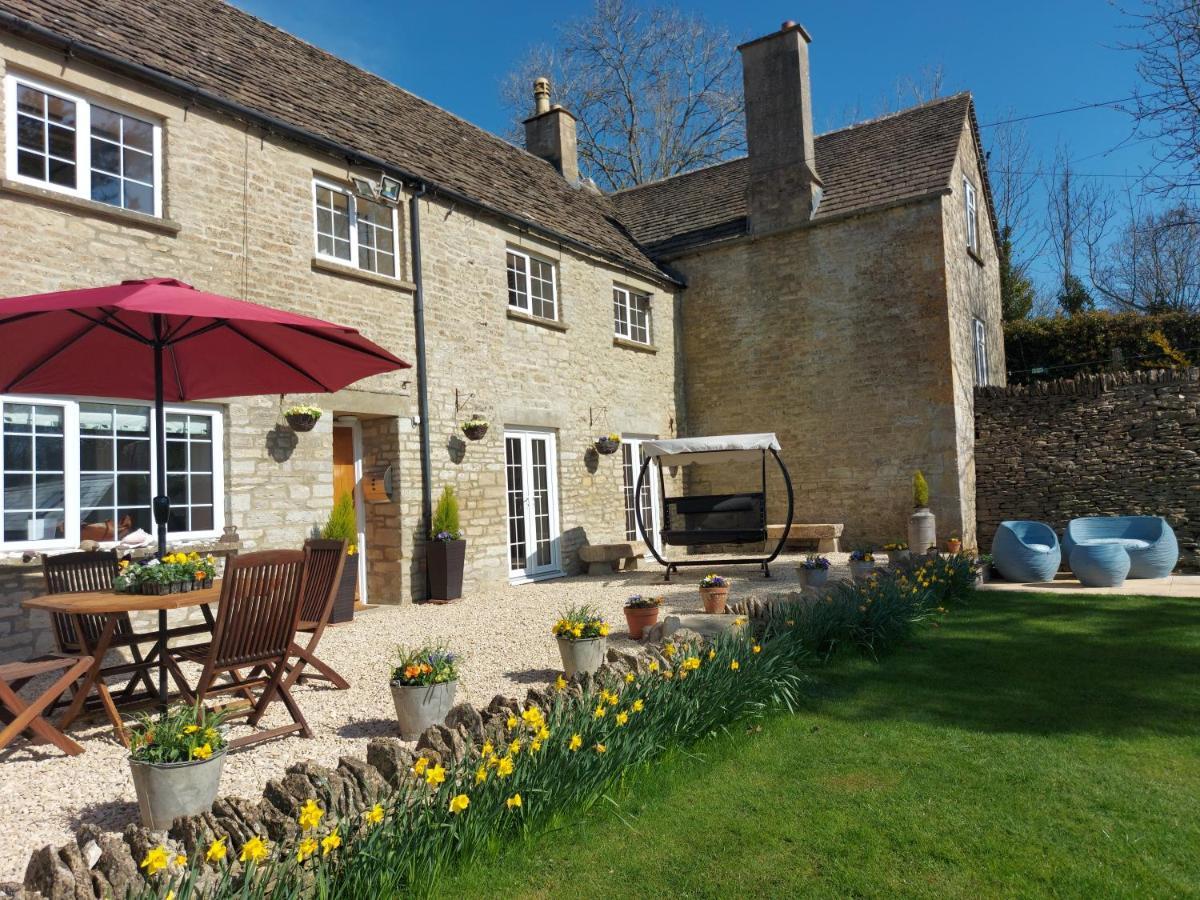 Thames Head Wharf - Historic Cotswold Cottage With Stunning Countryside Views Cirencester Esterno foto