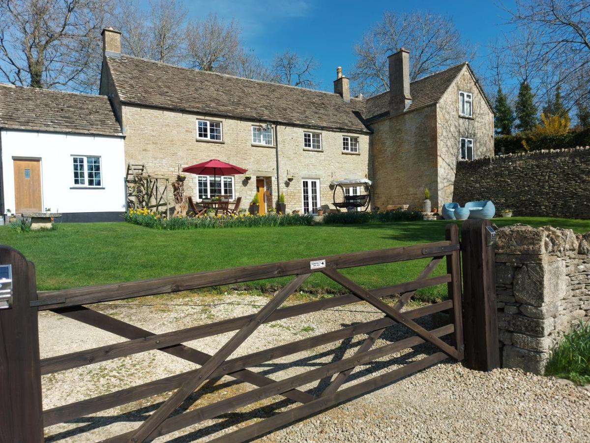 Thames Head Wharf - Historic Cotswold Cottage With Stunning Countryside Views Cirencester Esterno foto