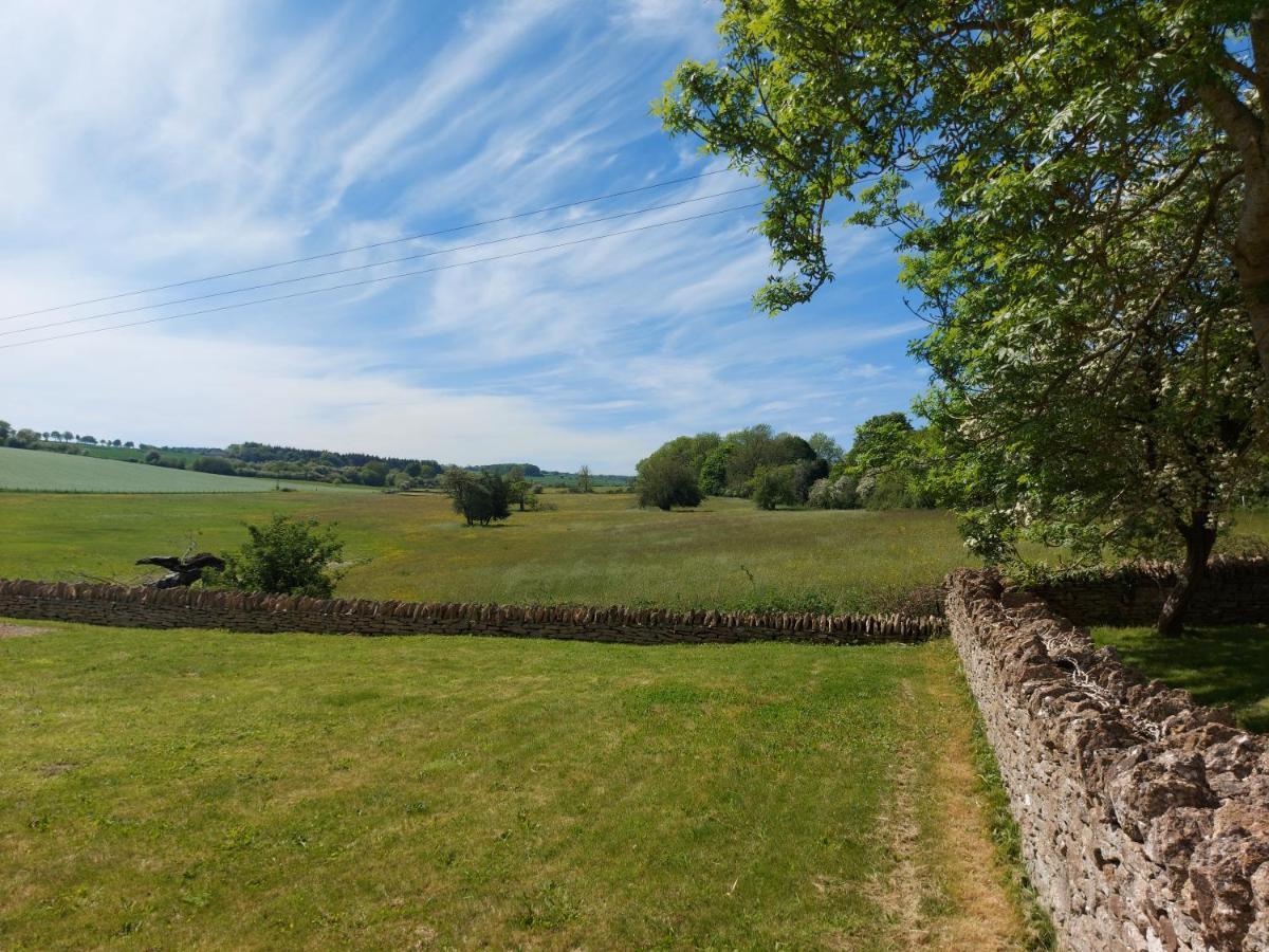 Thames Head Wharf - Historic Cotswold Cottage With Stunning Countryside Views Cirencester Esterno foto