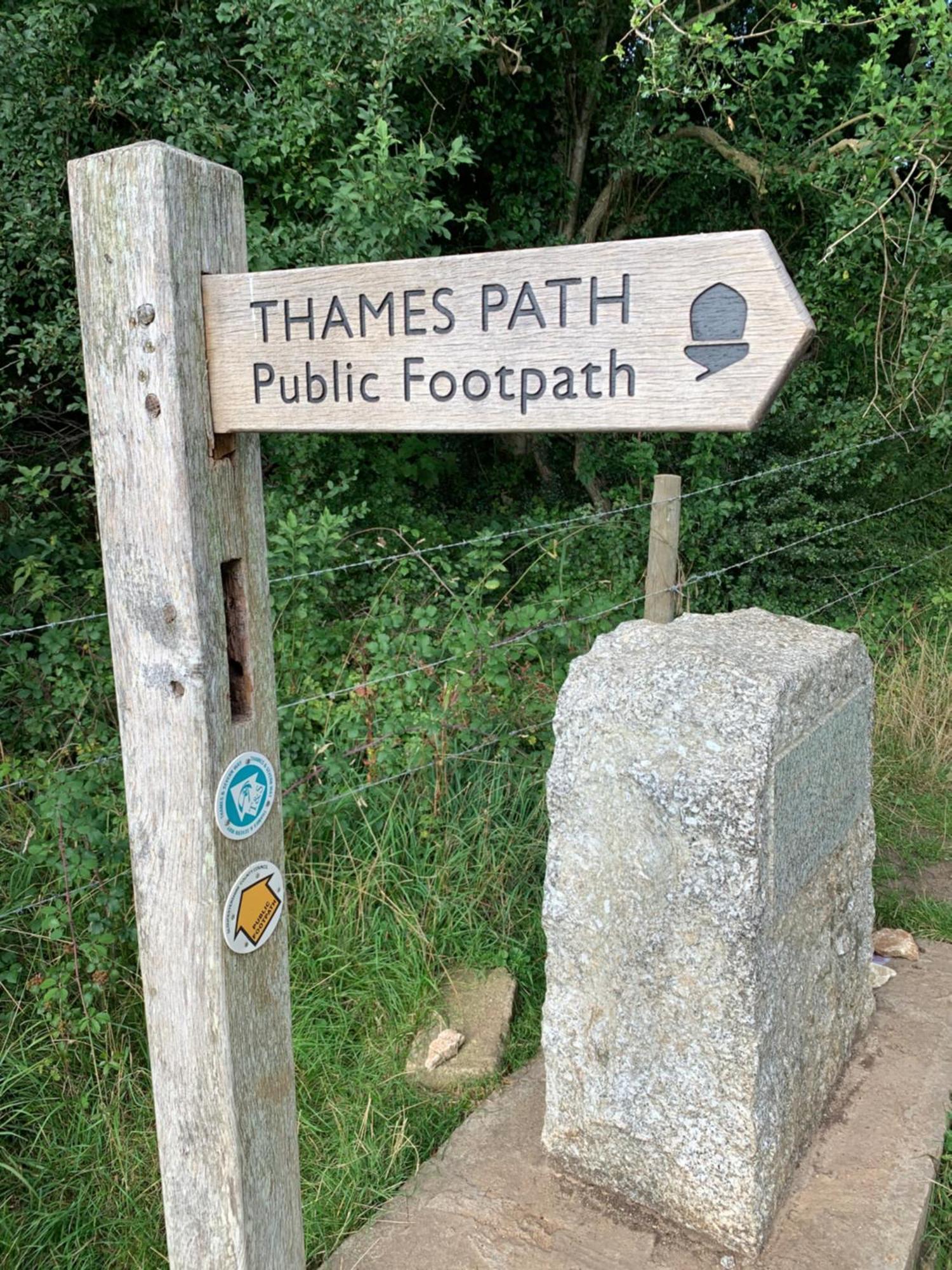 Thames Head Wharf - Historic Cotswold Cottage With Stunning Countryside Views Cirencester Esterno foto