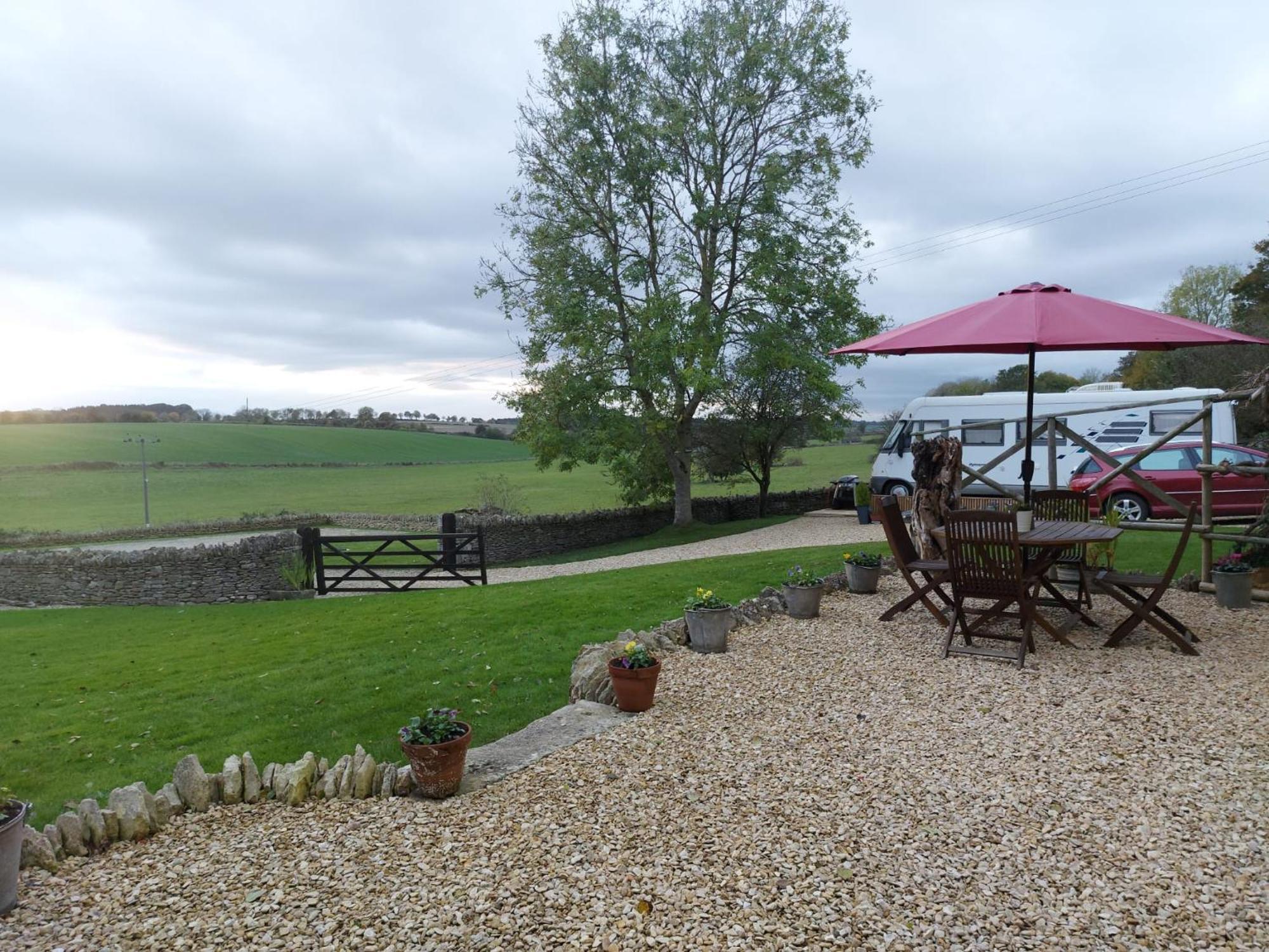 Thames Head Wharf - Historic Cotswold Cottage With Stunning Countryside Views Cirencester Esterno foto