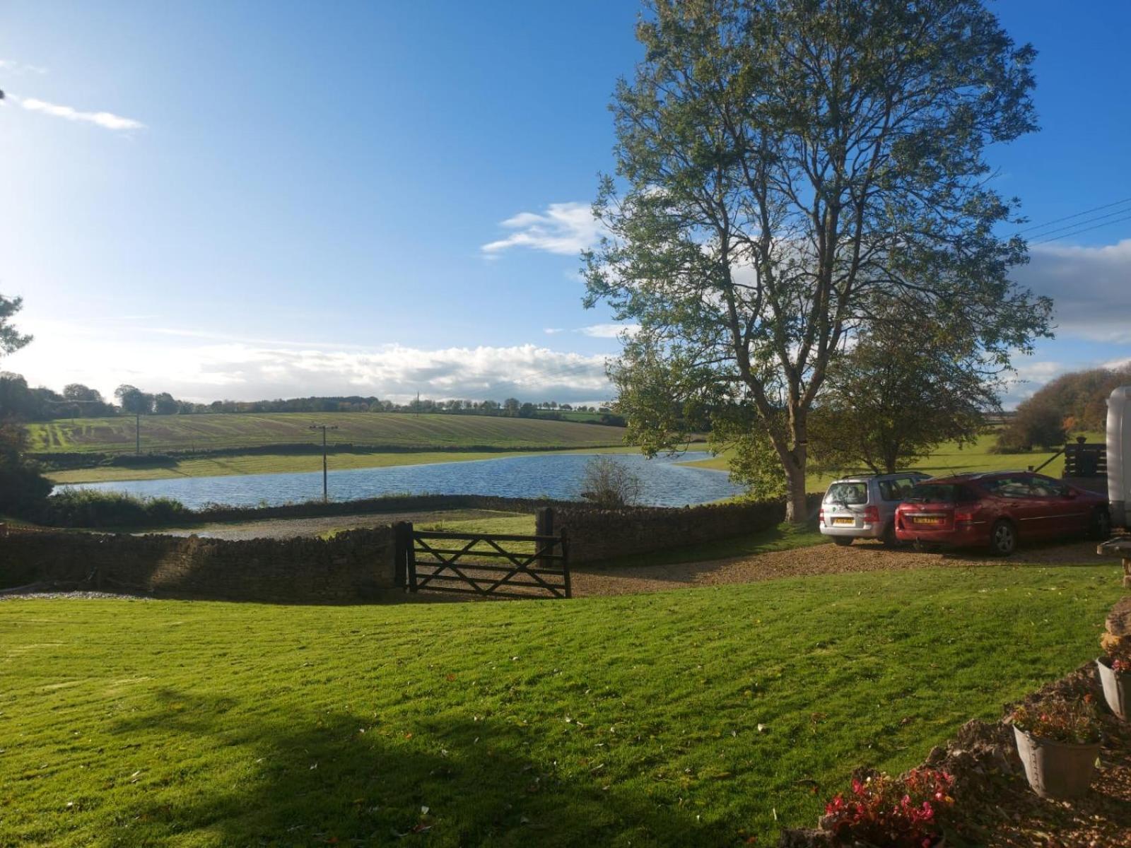 Thames Head Wharf - Historic Cotswold Cottage With Stunning Countryside Views Cirencester Esterno foto